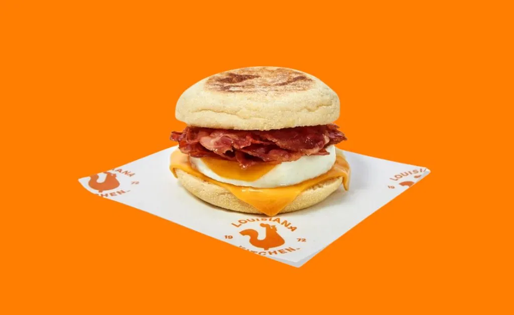 Popeyes Breakfast Egg and Cheese Muffin