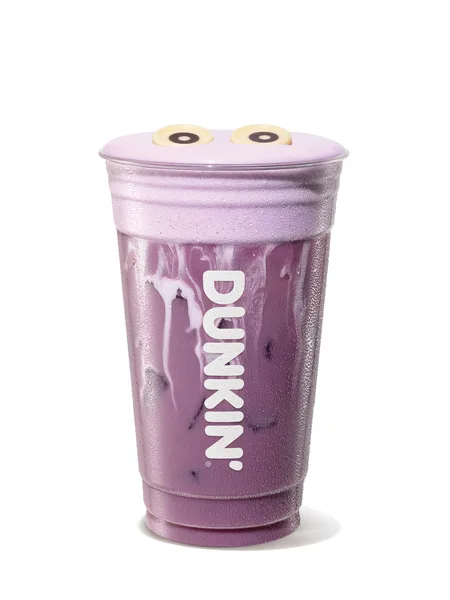 Dunkin Berry Battie Daydream Refresher for Halloween